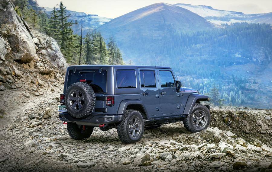  Jeep Wrangler Unlimited Rubicon Recon (JK) 2018 года  (фото 2 из 6)